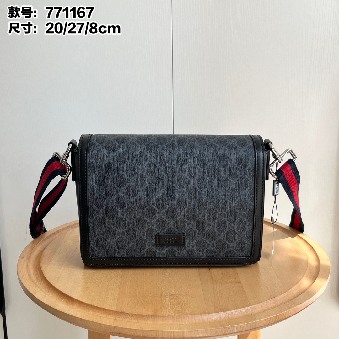 Gucci Supreme Canvas Bag