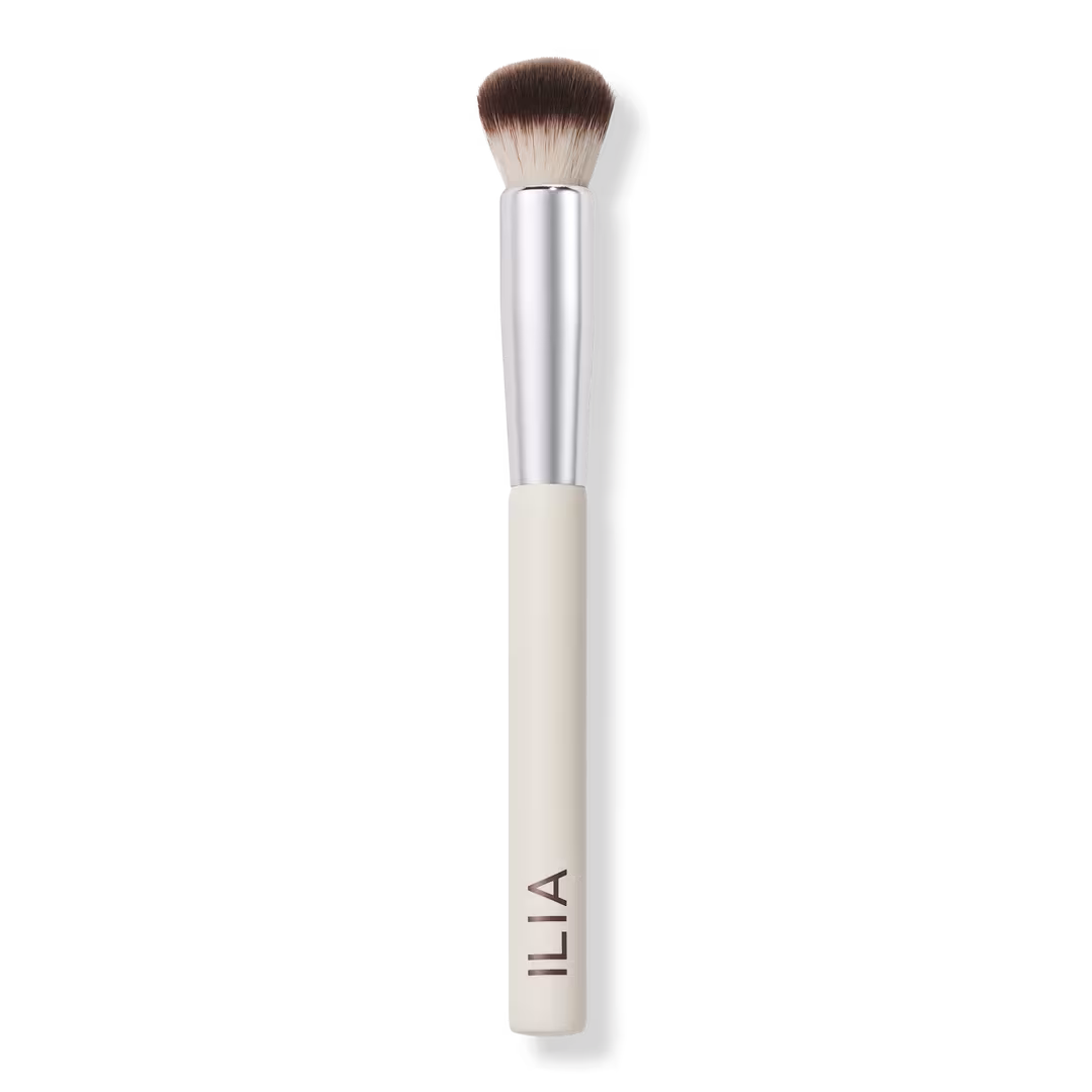 ILIA  Complexion Brush with Synthetic Bristles
