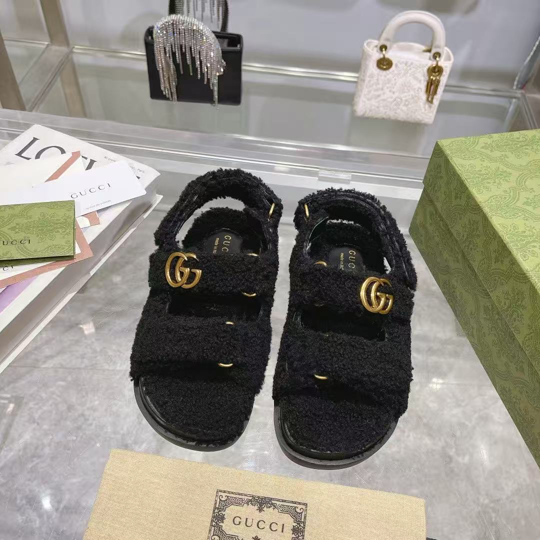 Gucci sandals
