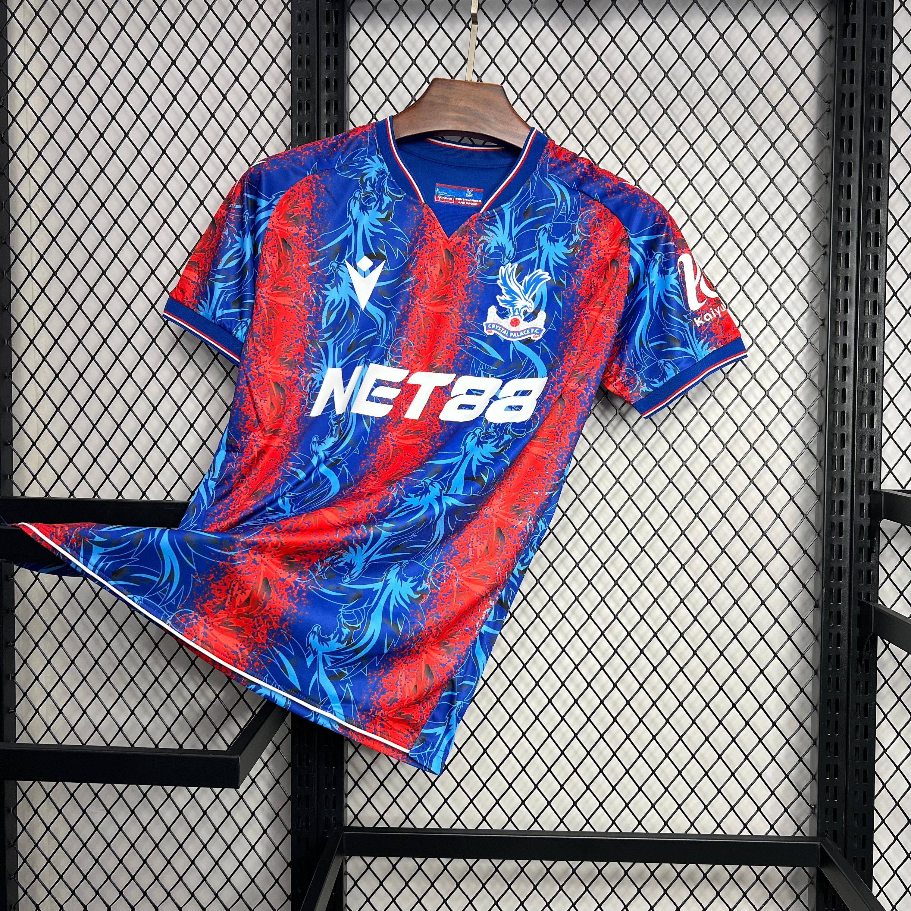 2024/2025 Crystal Palace Home Football Shirt (Fan Edition)