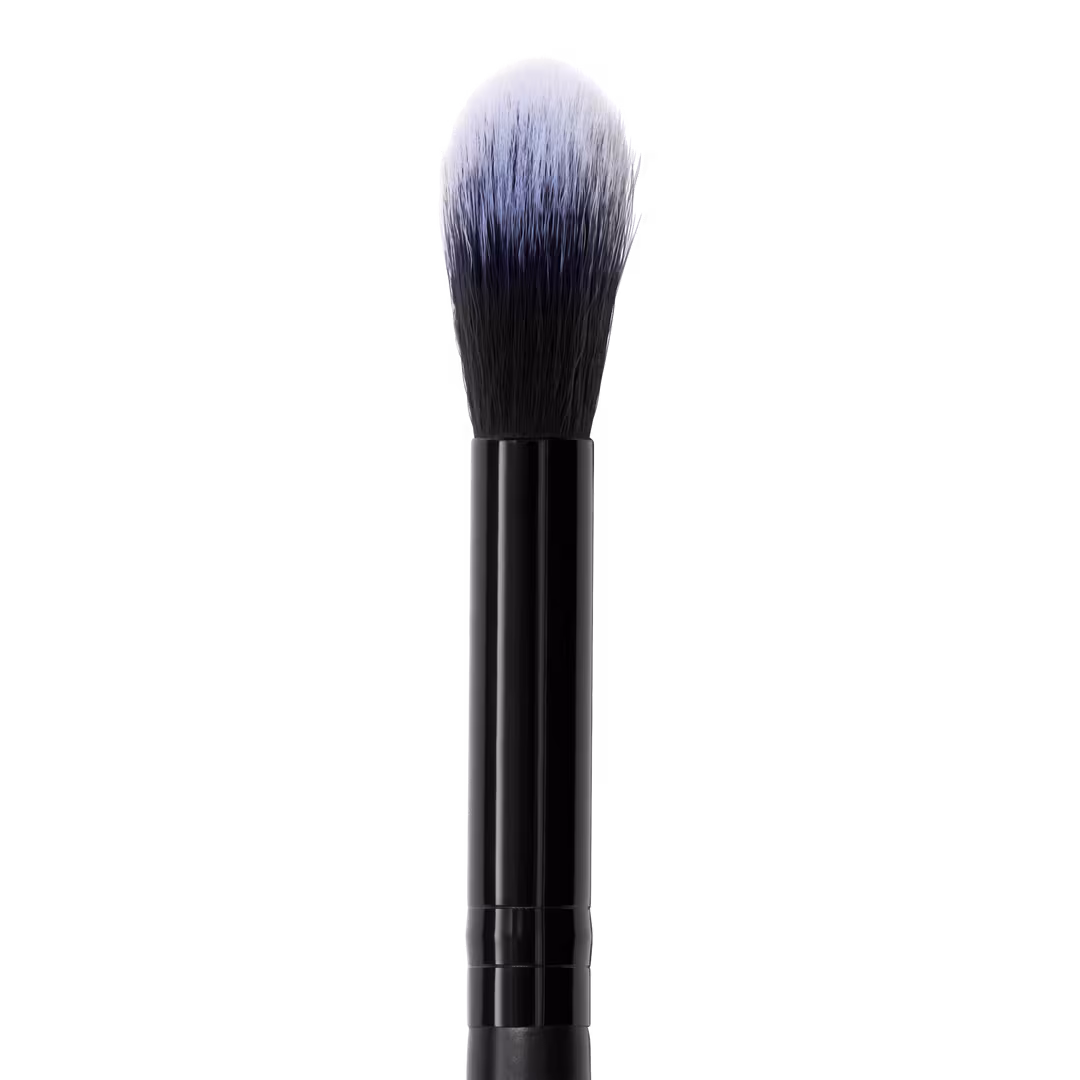 e.l.f. Cosmetics  High Points Highlighter Brush