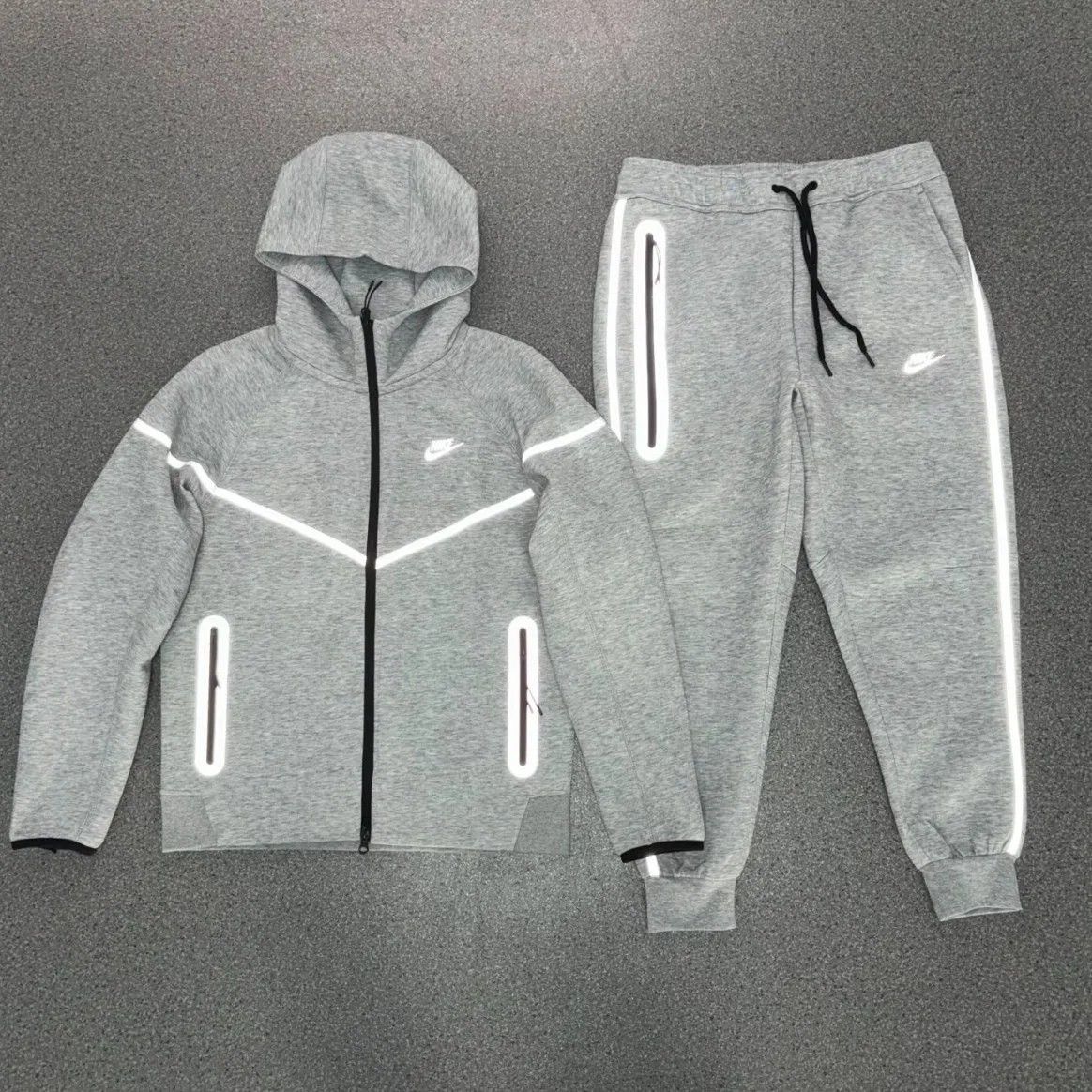 Nike Tech Sportswear Tech Fleece Windrunner - CCSHOES