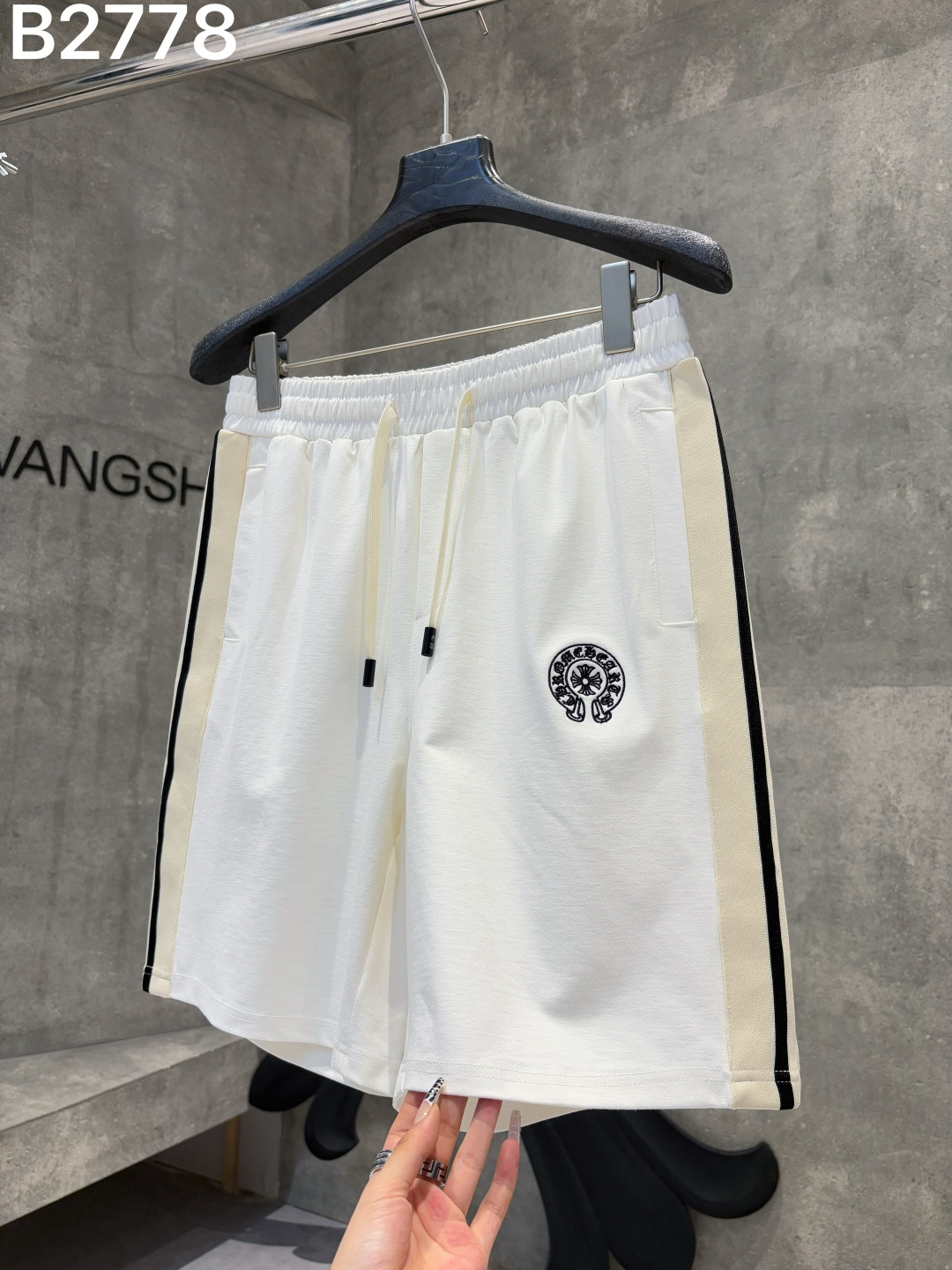 Chrome Hearts Style Horseshoe Cross Logo Side Striped Shorts