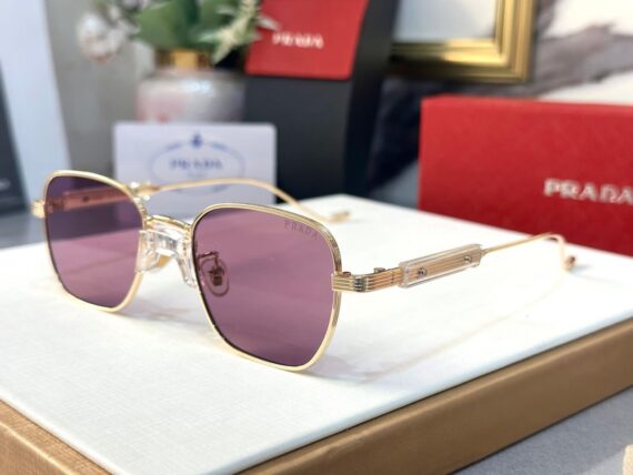 Prada sunglasses 68