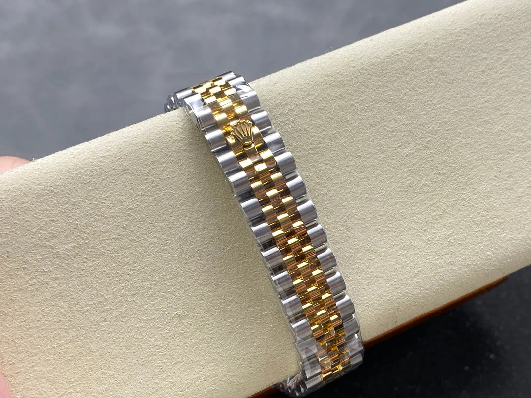 Rolex Watch Datejust 31mm Yellow Gold Steel Diamond Bezel Purple Dial Diamond Numerals