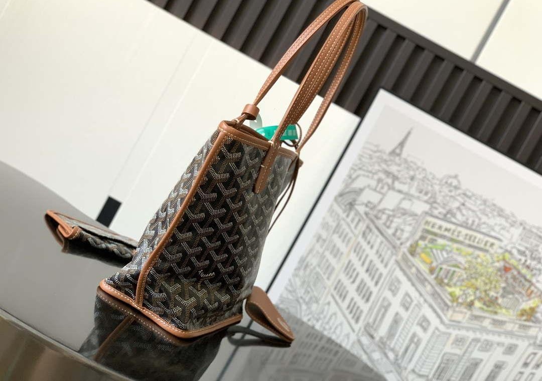 Replica Goyard ANJOUSMINCG07TY07P Anjou Mini Bag Brown