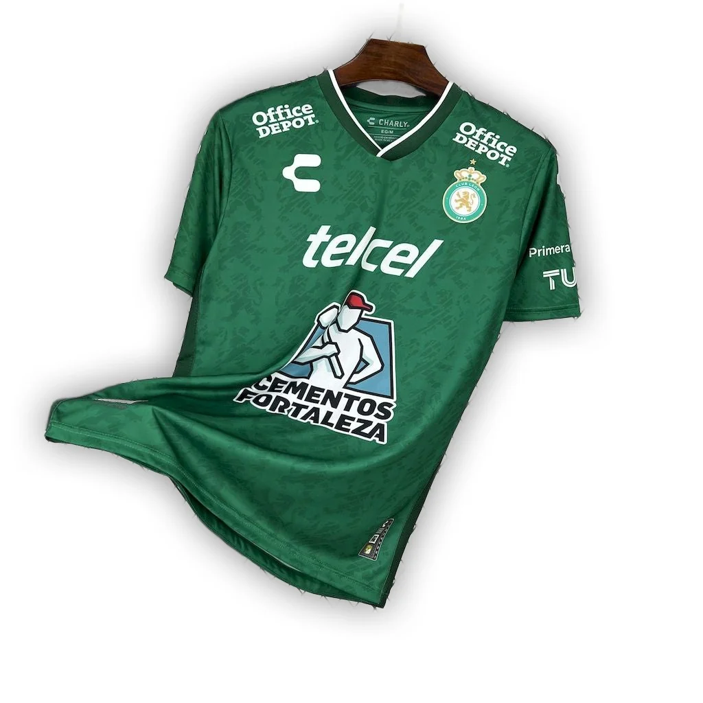 Leon 2025/26 Home