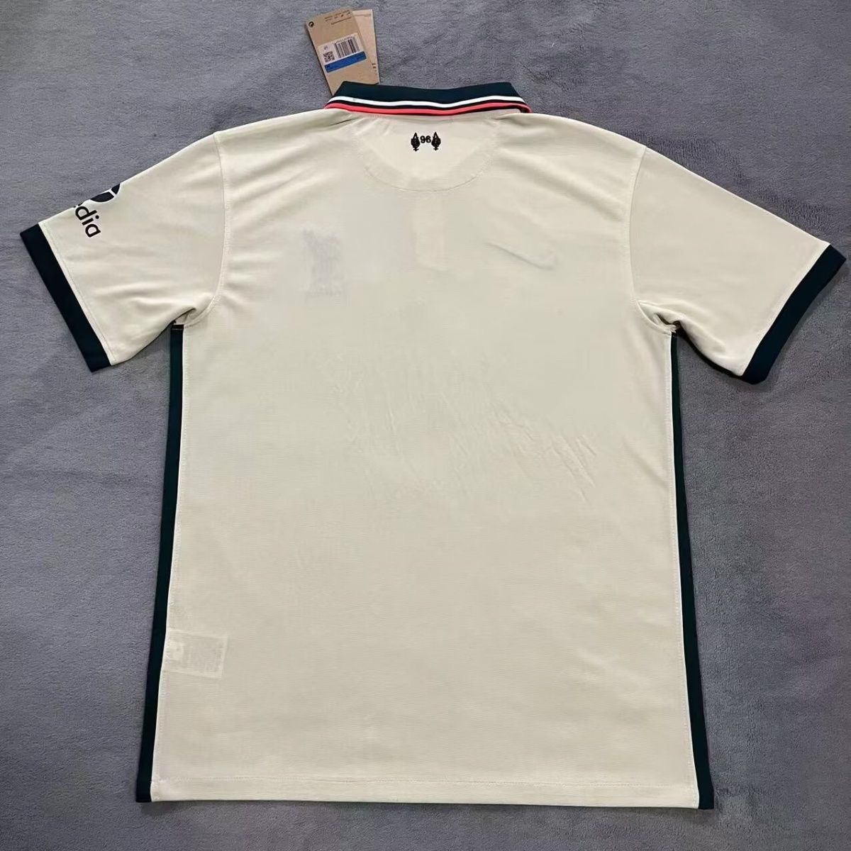 2021/2022 Liverpool Retro Away Football Shirt