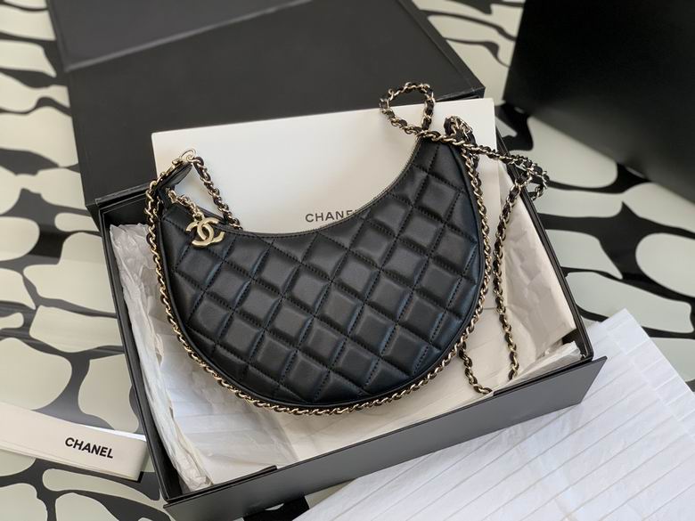 2025 Chanel Crescent pack