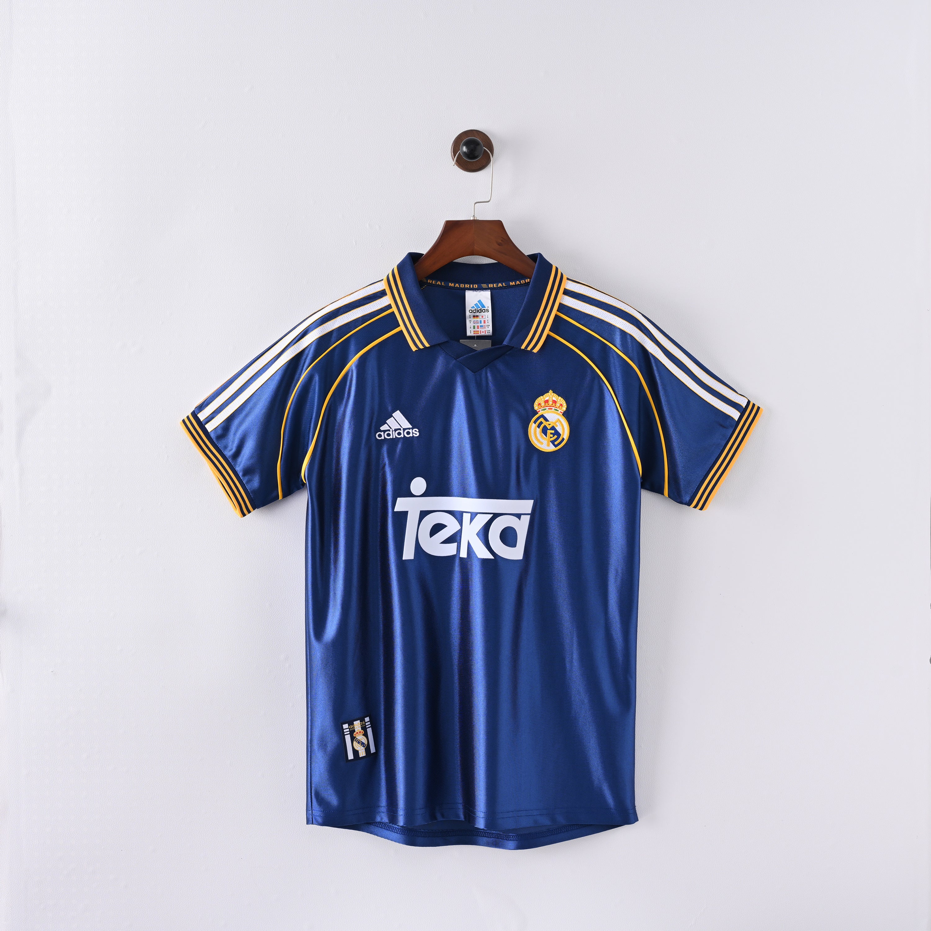 Real Madrid Retro Vintage Third Jersey Men 1998-1999