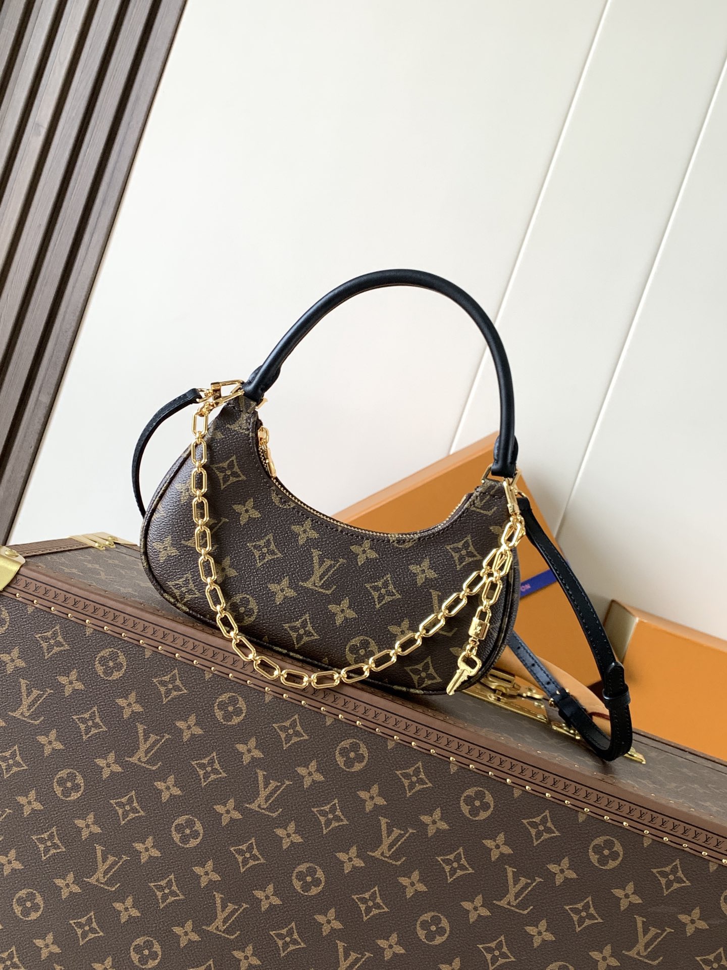 LV Catchy PM Monogram