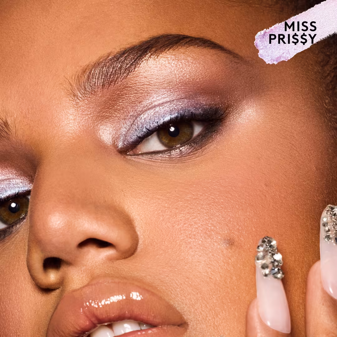 FENTY BEAUTY by Rihanna  Shadowstix Diamonds Diamond Veil Eyeshadow Stick