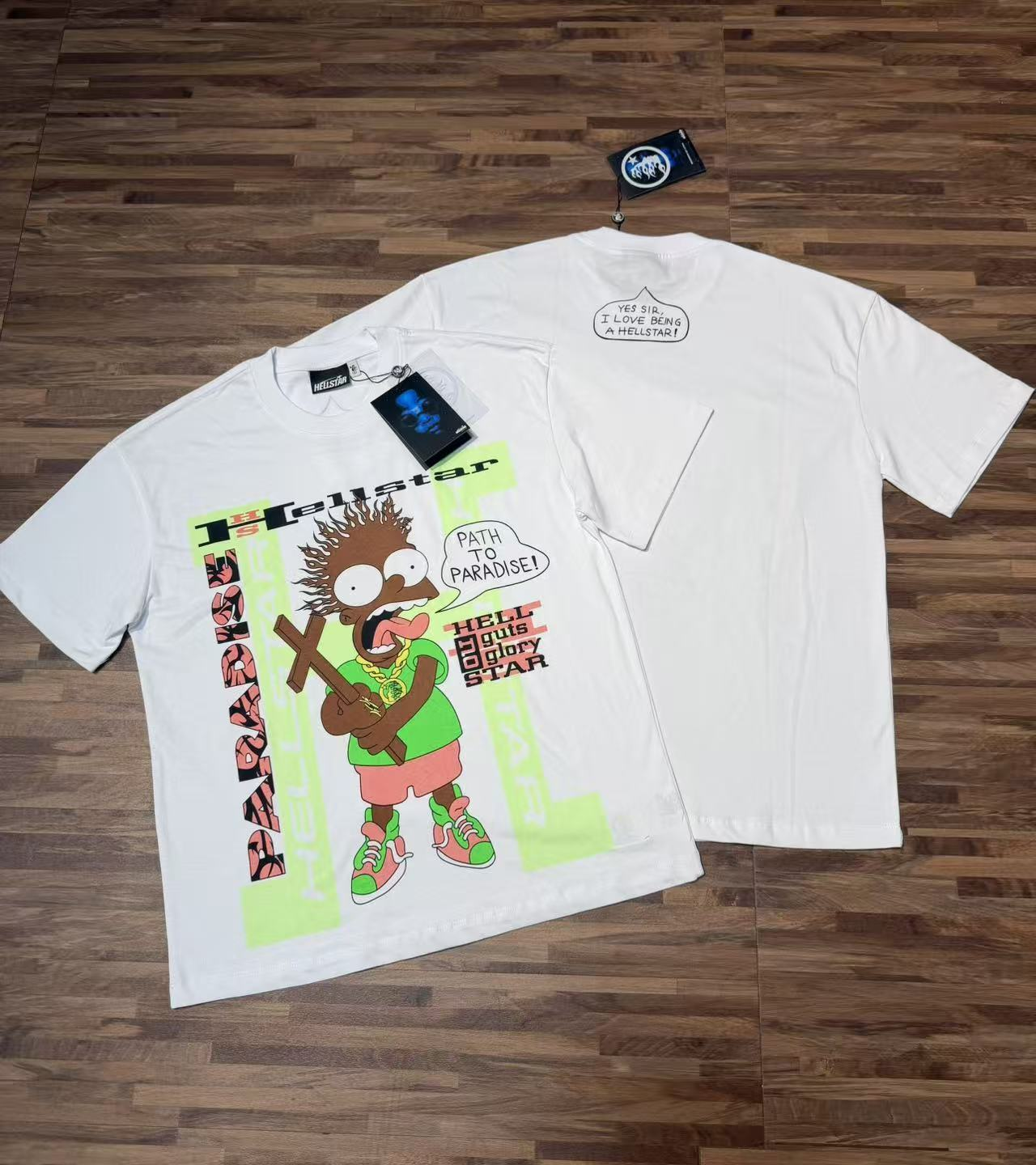 Brown big-eyed cool and trendy boy printed short-sleeved shirt