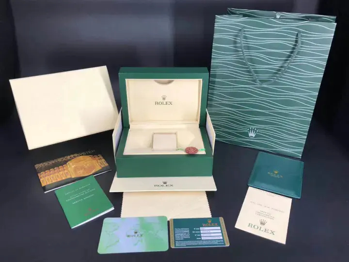 Exquisite packaging