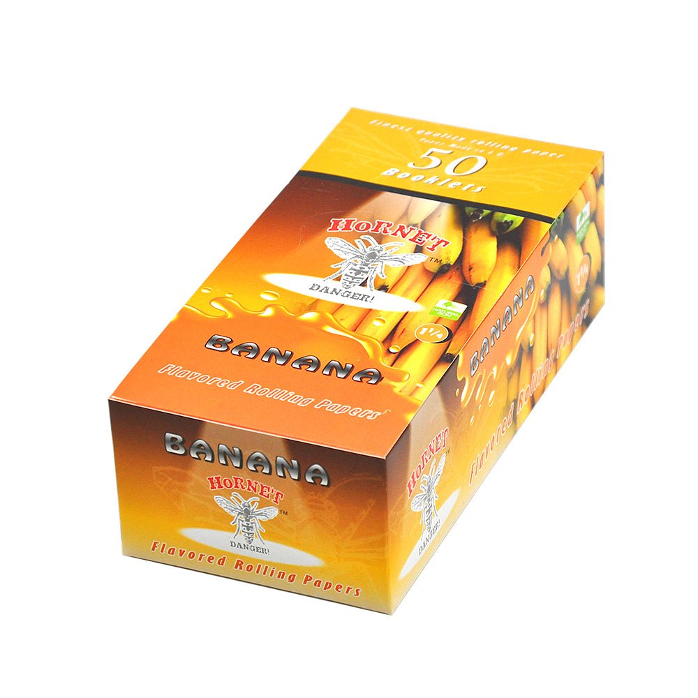 Hornet Banana Flavored Rolling Paper Box of 50 Booklets/2500 sheets