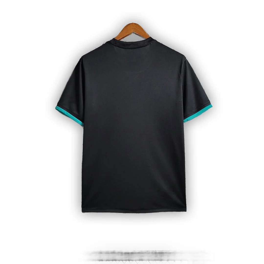 Real Madrid 2017/18 Away
