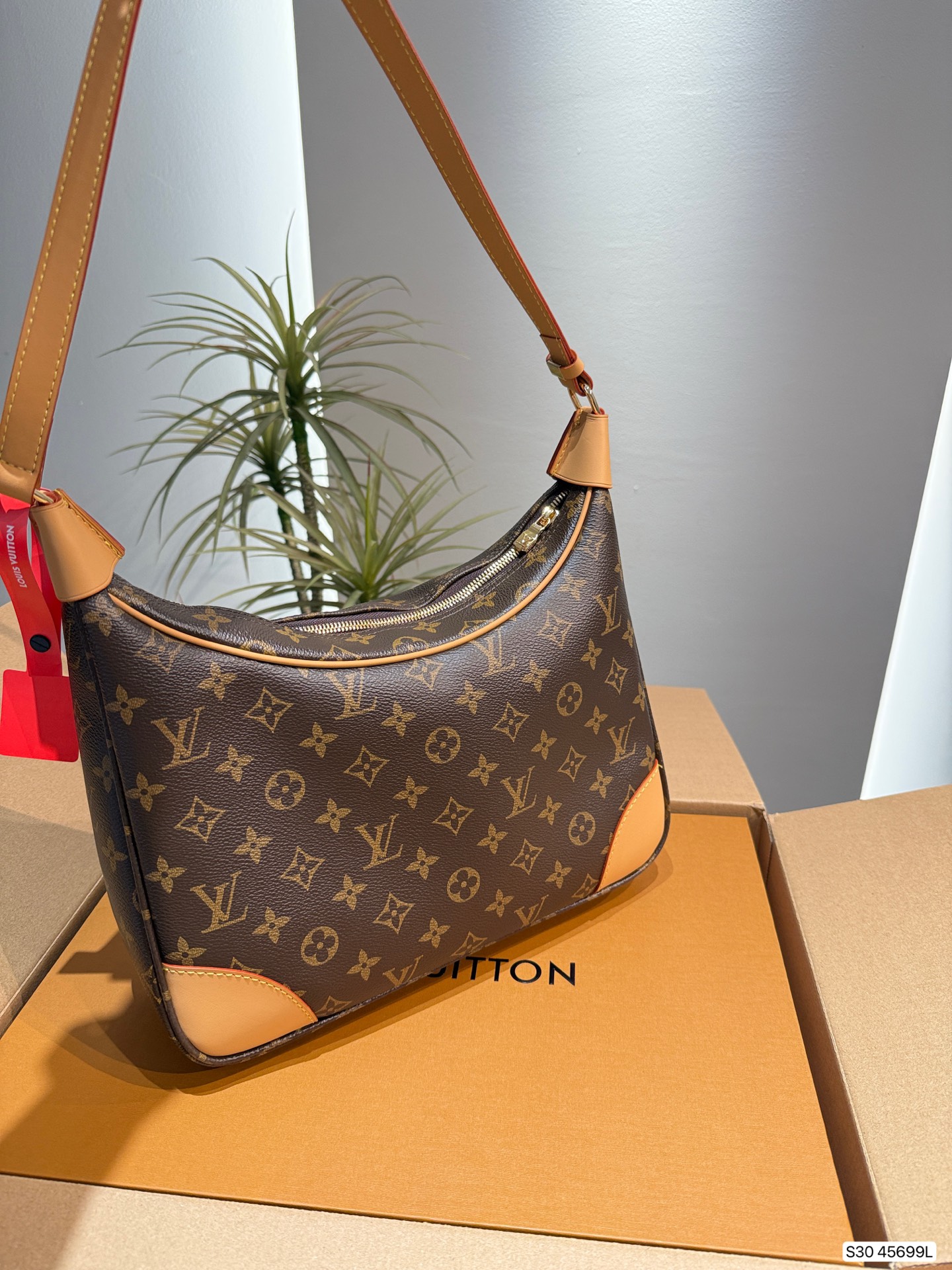 LV Vintage Louis Vuitton Croissant Bag