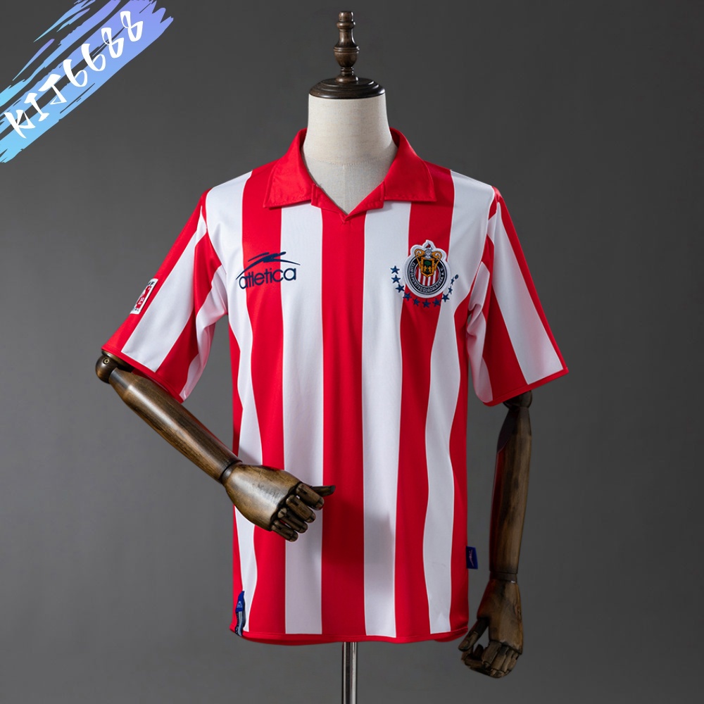 2003/2004 Club Chivas Home Retro Football Shirt (Fans version)
