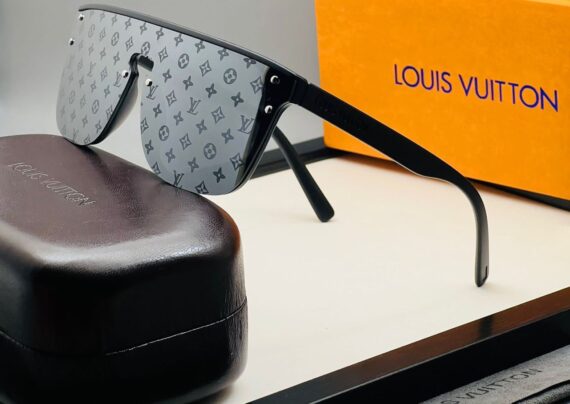 Louis Vuitton sunglasses 44