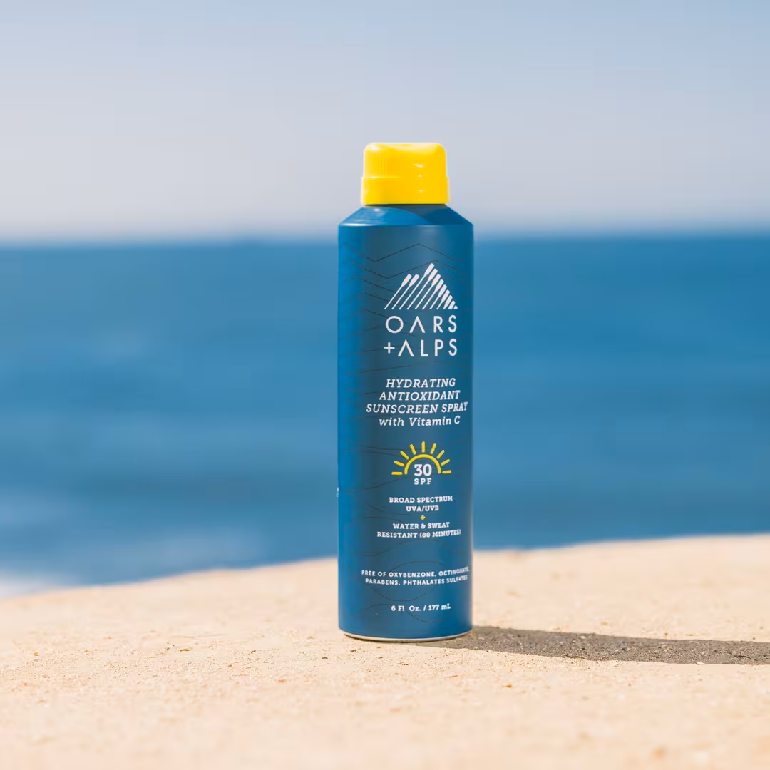 Oars + Alps  Hydrating Antioxidant SPF 30 Spray