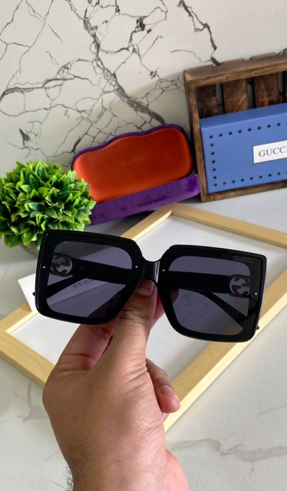 Gucci sunglasses 43