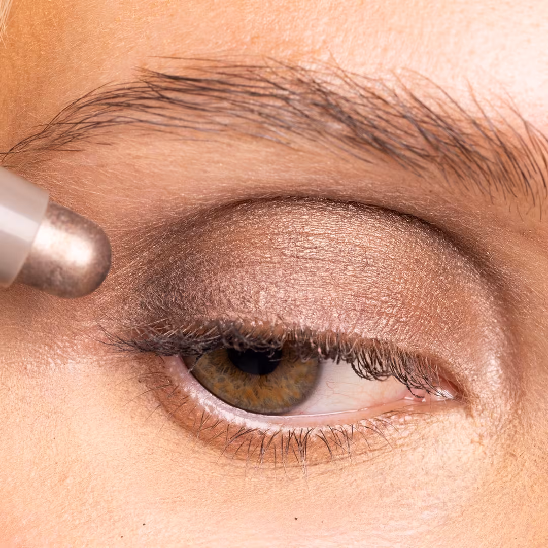 Palladio Beauty  Eyeshadow Stick with Sponge Applicator