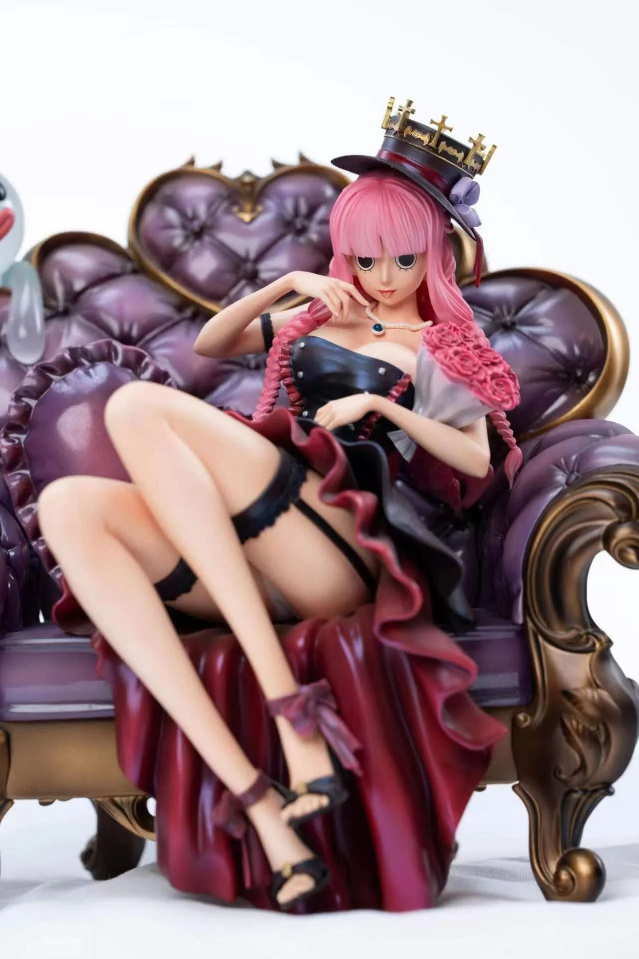 GG Studio - One Piece Sofa Perona | 海贼王 沙发佩罗娜