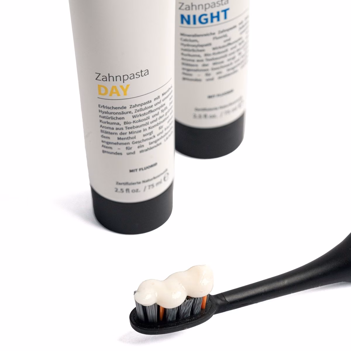 Zahnpasta Day & Night - Zahncreme Set perfekt abgestimmt für morgens und abends