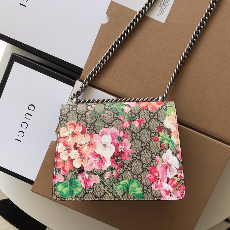 Gucci Dionysus GG Supreme mini bag 421970
