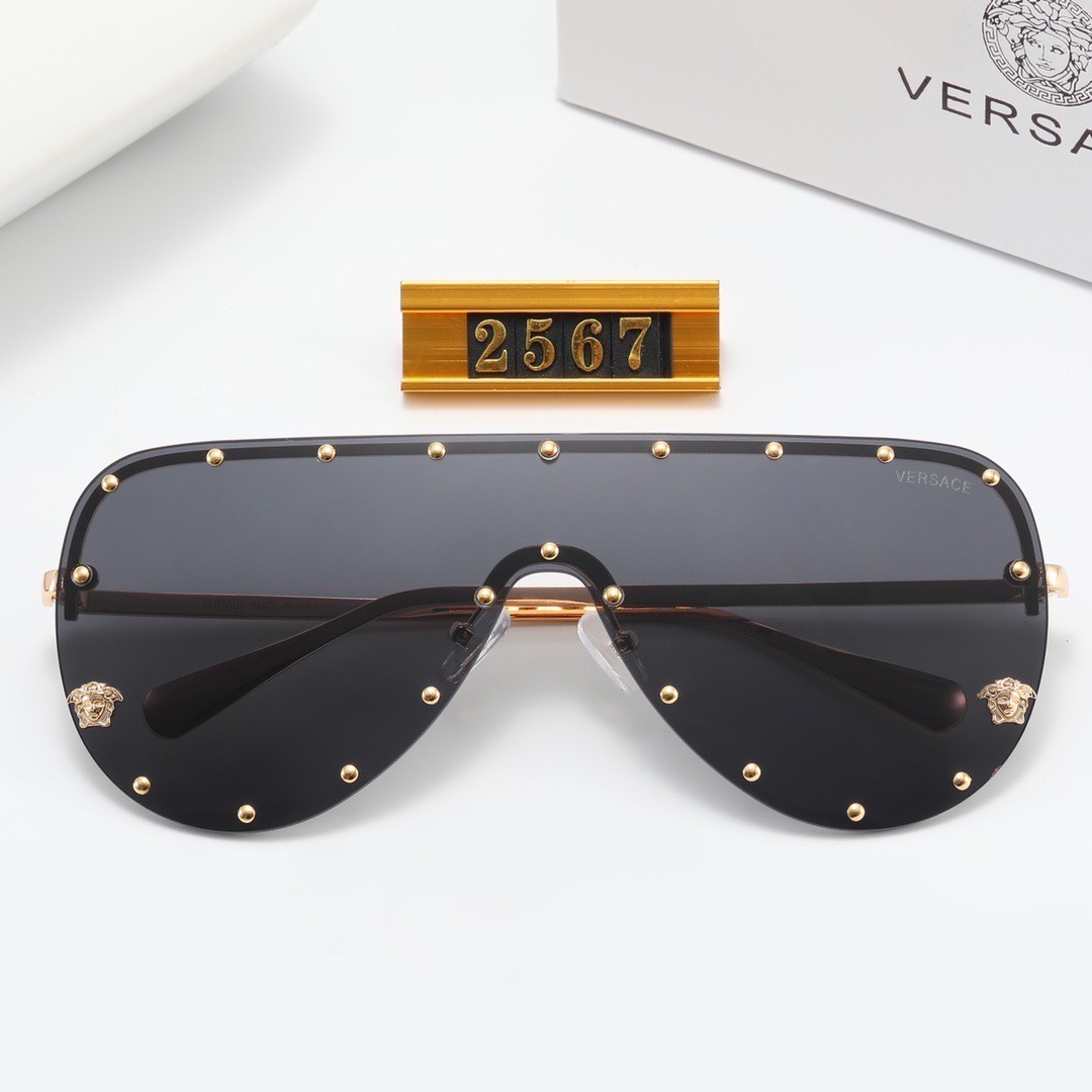 Versace Fashionable Sunglasses