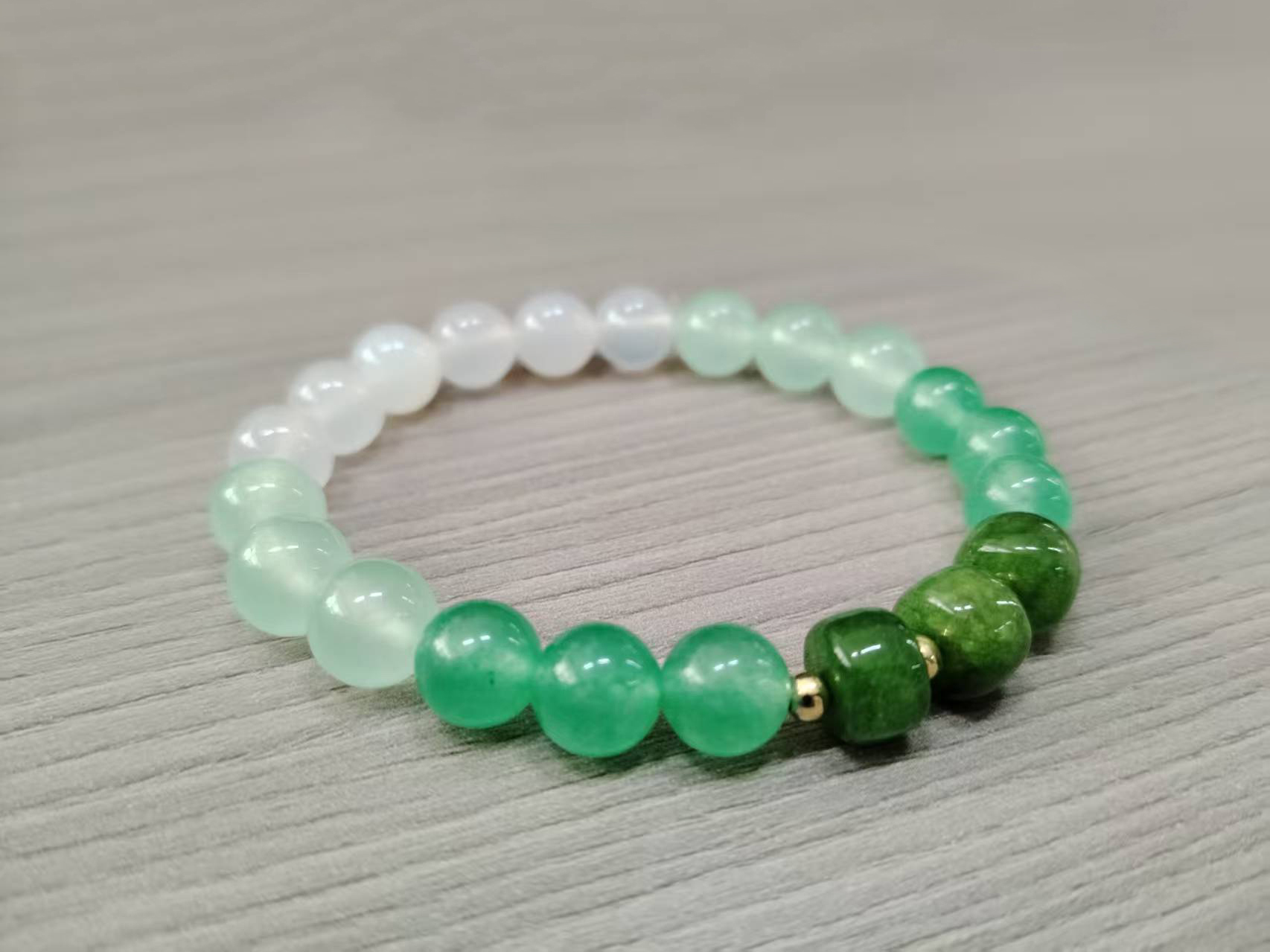 MOTS10-Green Jade Gradient Beaded Bracelet with Decorative Accent Bead