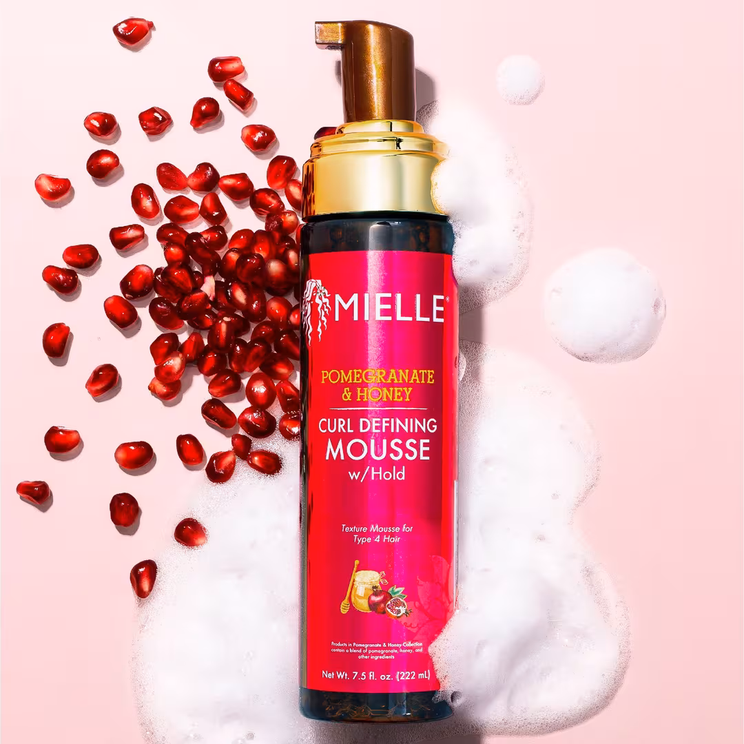 Mielle  Pomegranate & Honey Curl Defining Mousse With Hold