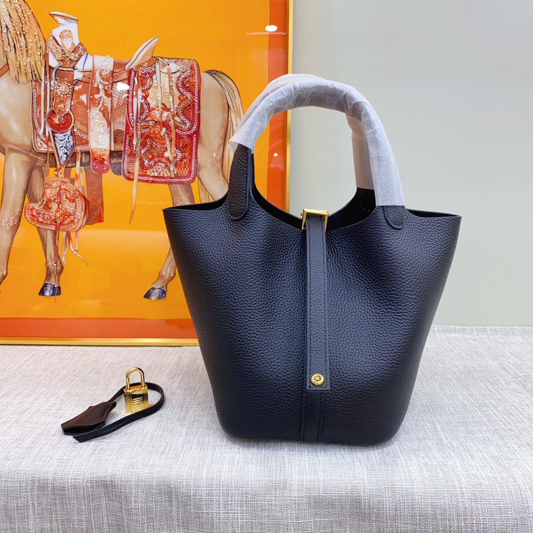 Hermes Clemence Picotin Lock Bag Golden Hardware  -Black Bag
