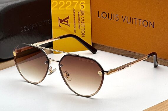 Louis Vuitton sunglasses 24