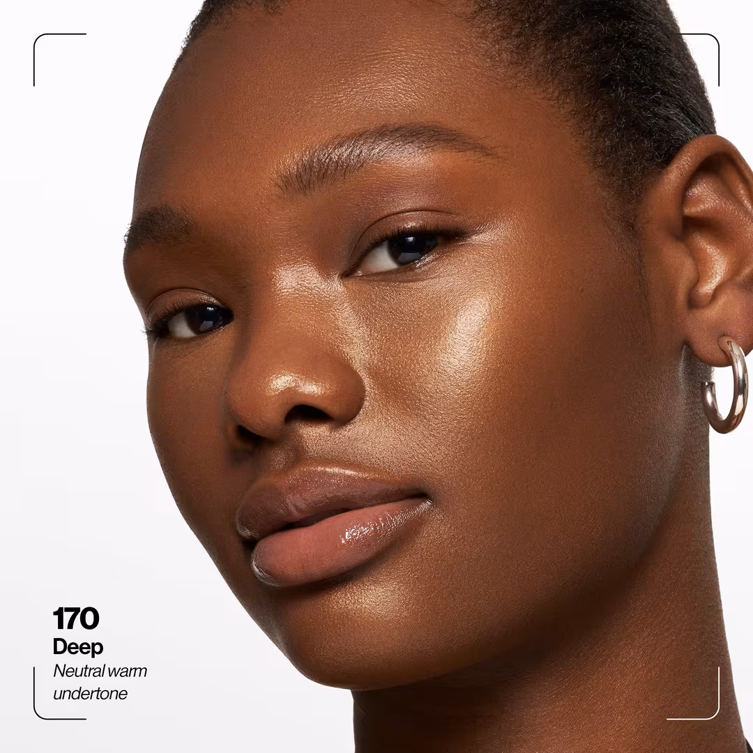Revlon  PhotoReady Lift & Fill Skin Tint