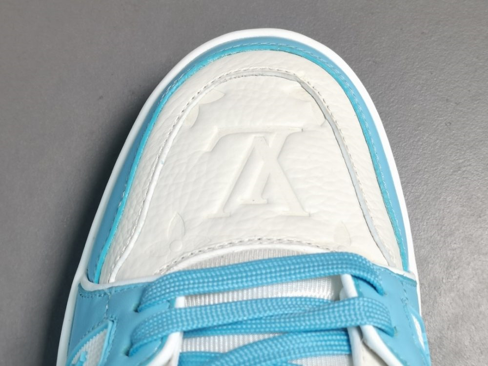 Louis Vuitton Trainer blue