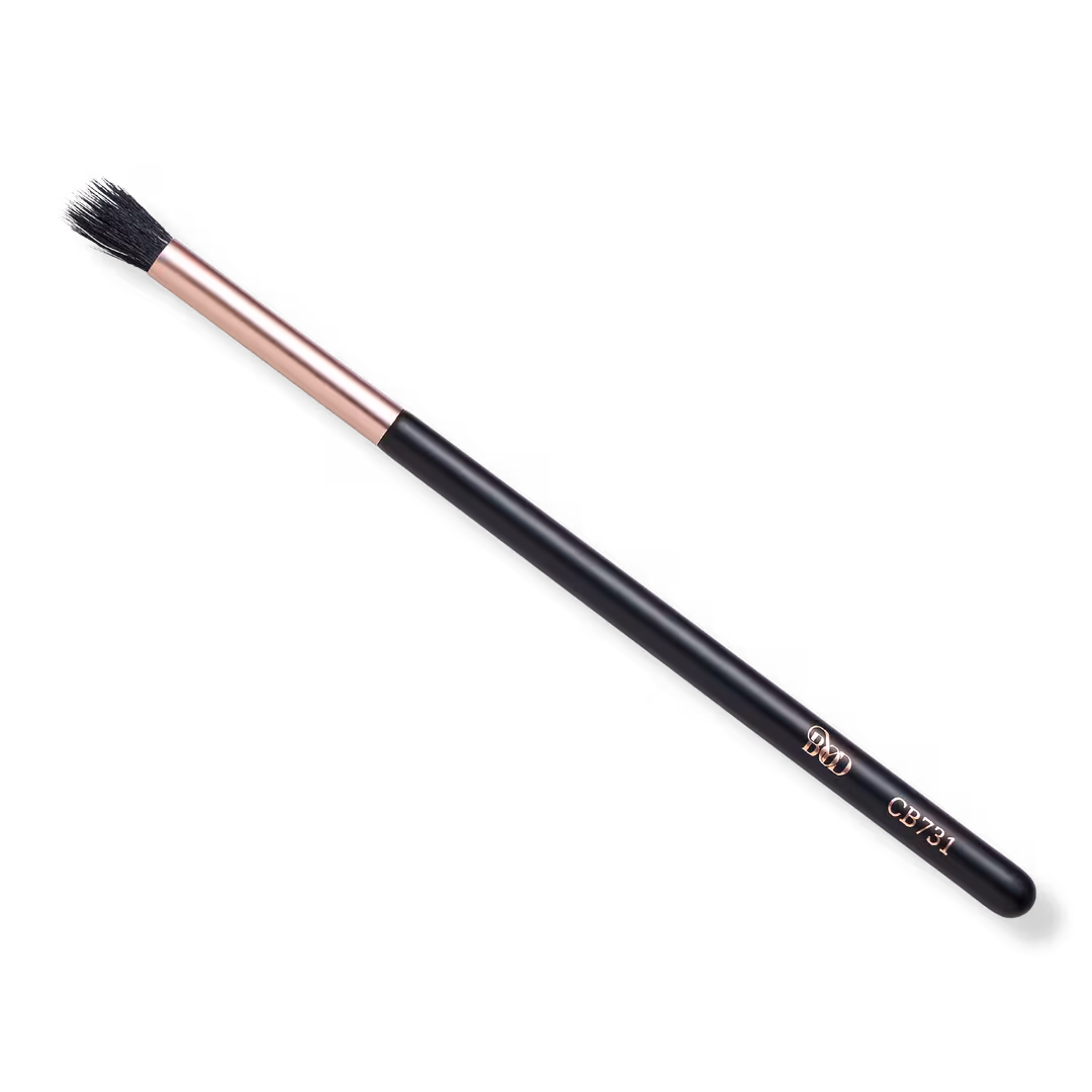 Be Your Own Desire  Concealer Buffing Brush