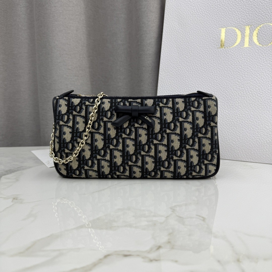 Dior Oblique Bow Pouch with Chain