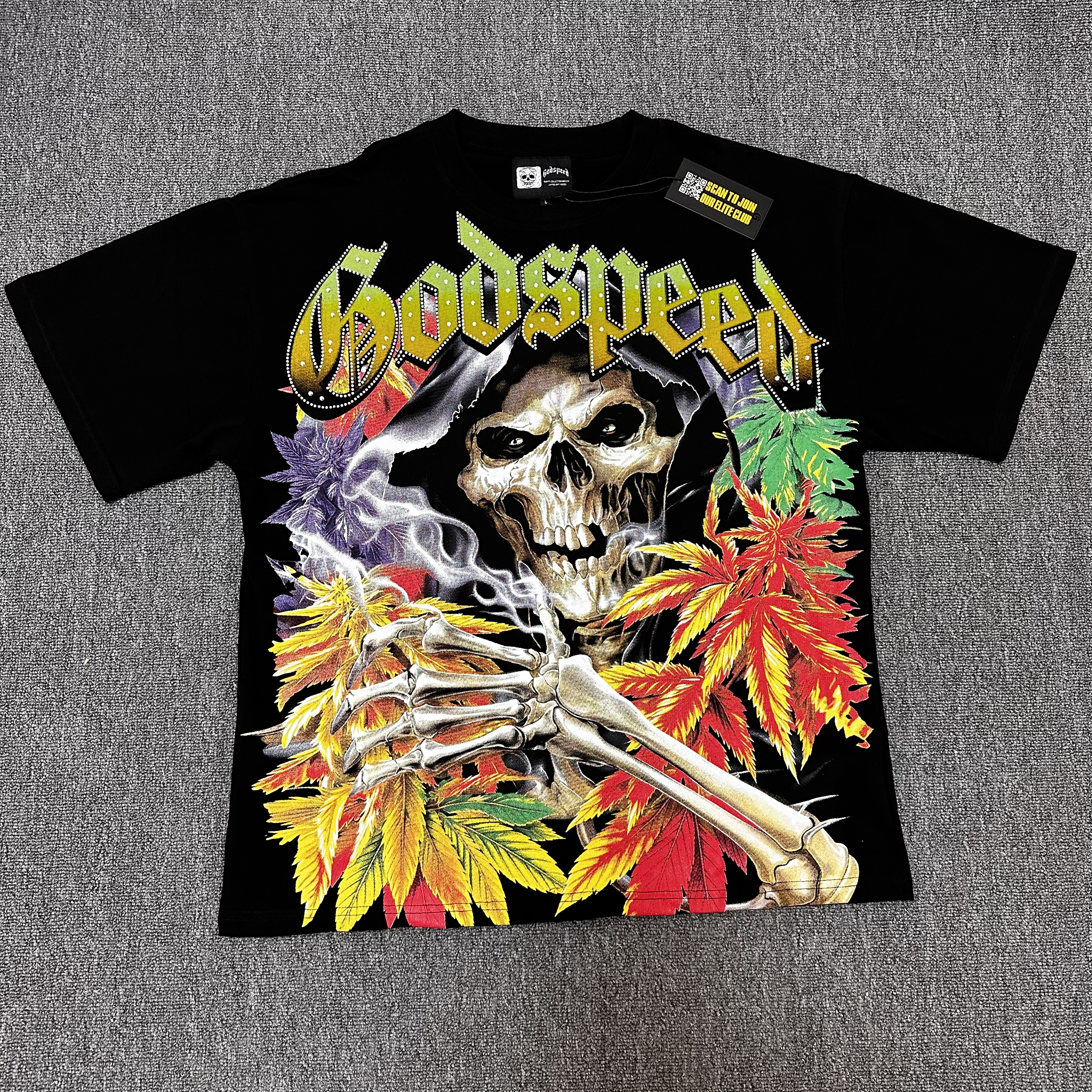 Gradient colored maple leaf and broken skull print short-sleeved shirt
