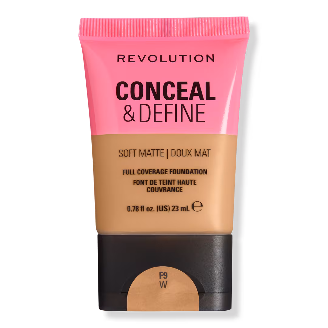 Revolution Beauty  Conceal & Define Soft Matte Full Coverage Foundation