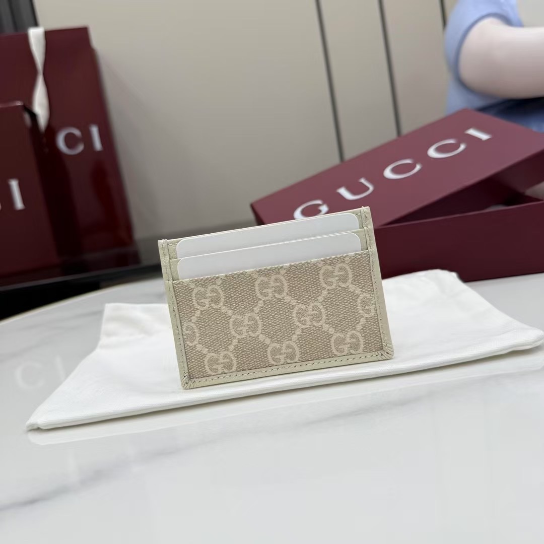 Gucci beige wallet card bag
