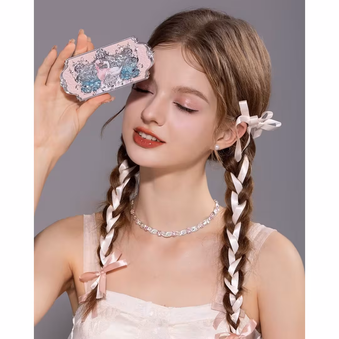Flower Knows  Swan Ballet Series Six-Color Makeup Palette