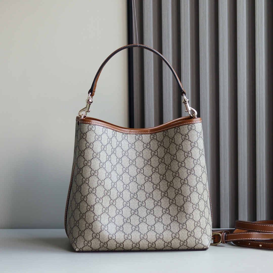 GG Emblem Medium Bucket Bag Top Quality