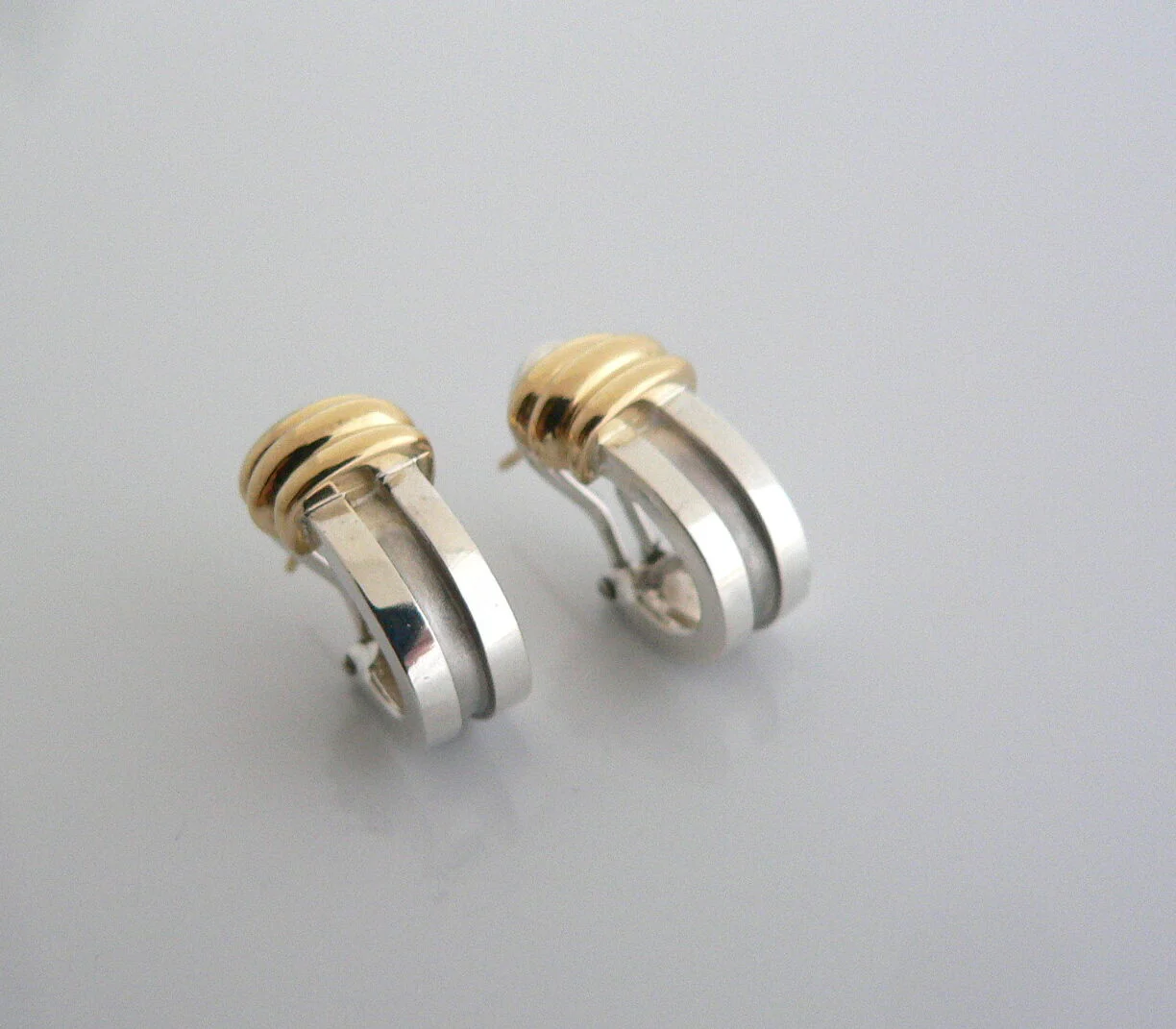 Tiffany & Co Silver 18K Gold Atlas Loop Earrings Pierced 18K Gold Post Gift Love