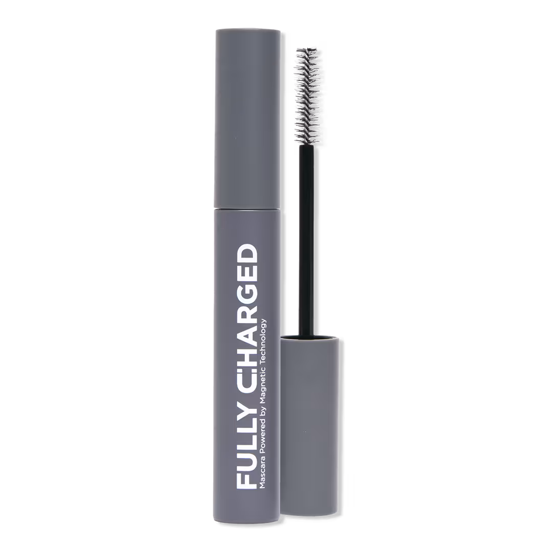 PÜR Minerals  Fully Charged Mascara Powered by Magnetic Technology