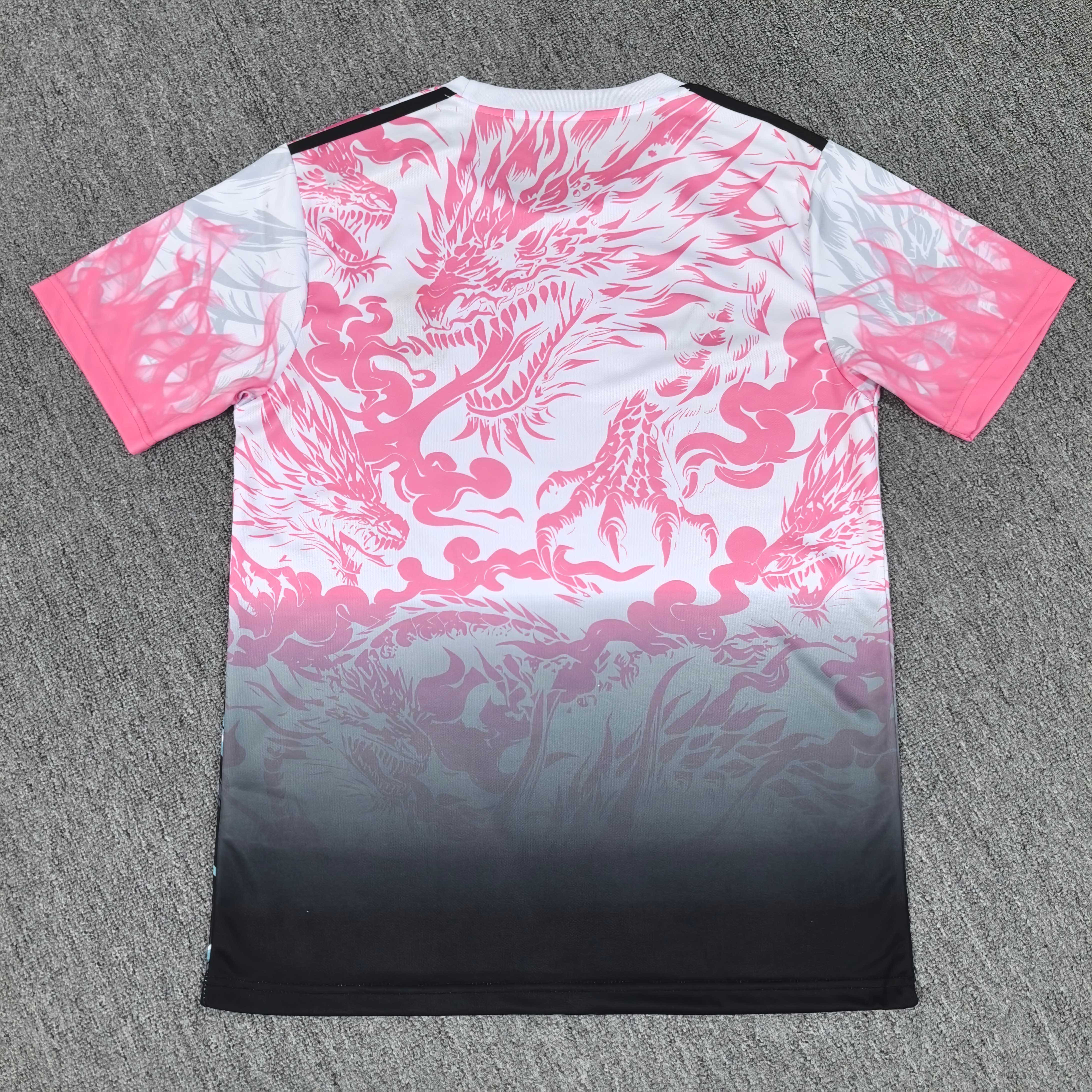 2025/2026 Real Madrid Special Edition Football Shirt （Fan Edition）