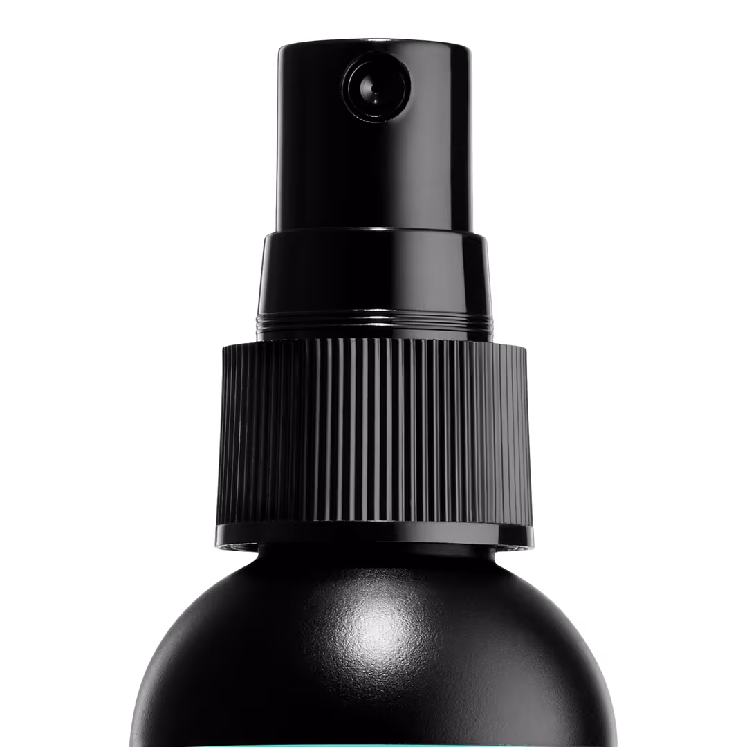NYX Professional Makeup  Dewy Finish Long Lasting Makeup Setting Spray Formula