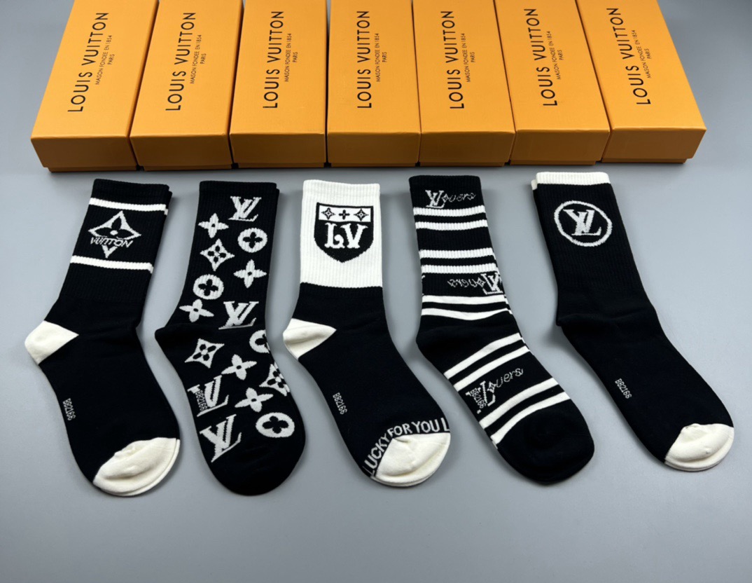 LV Crew Socks [5 pairs per box]