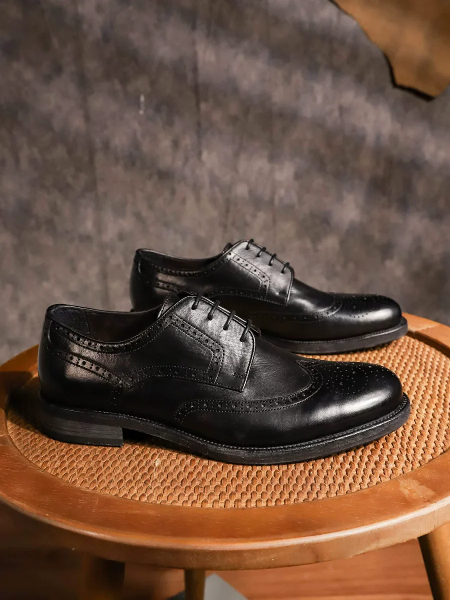 Handmade Brock carved washed dress leather shoes