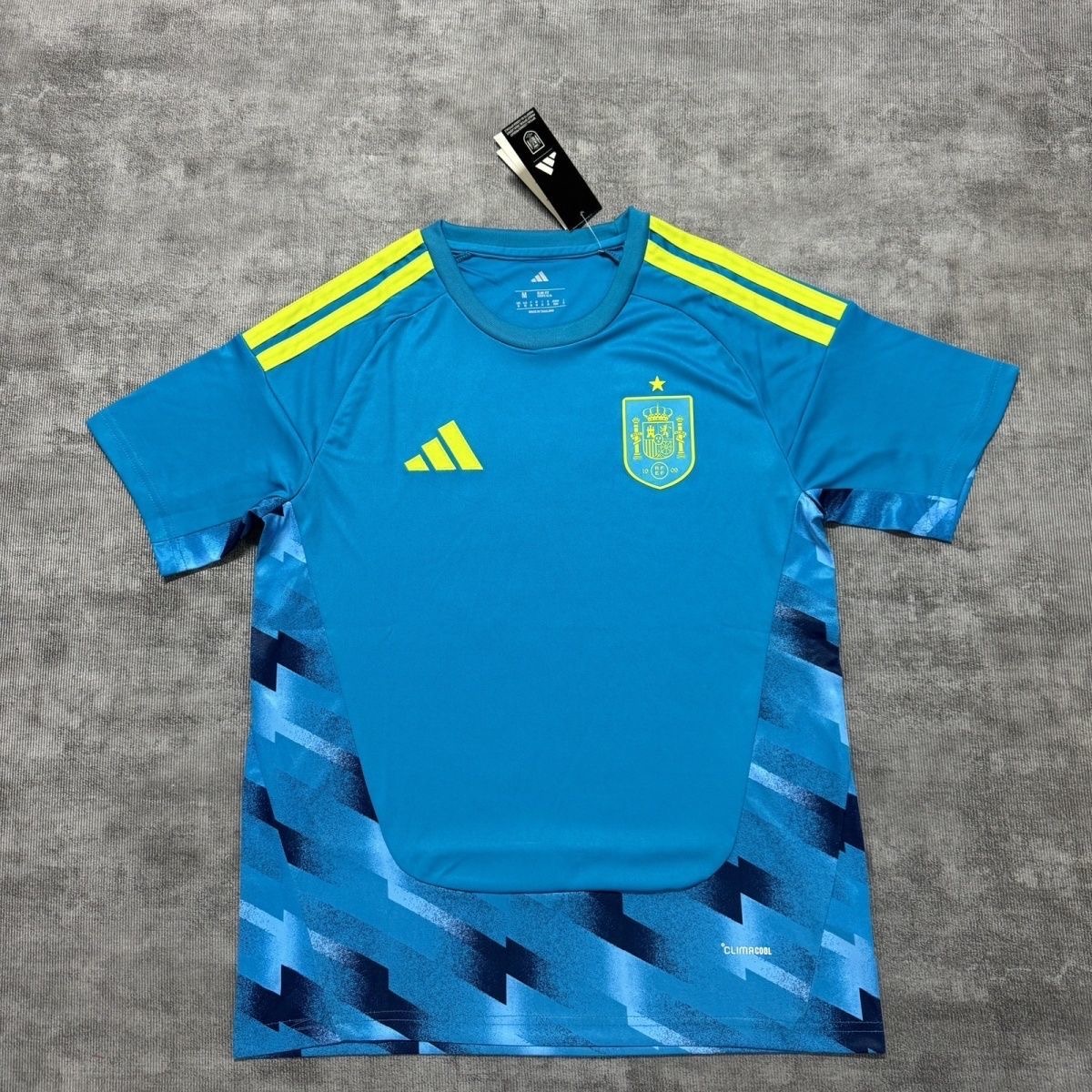 2026 Spanish goalkeeper jersey fan version